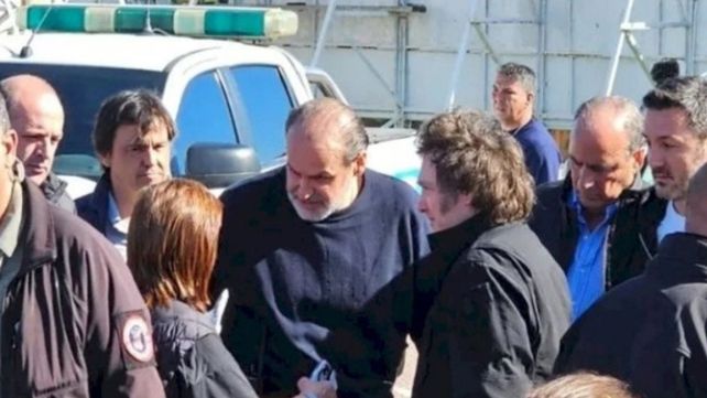 El intendente de Bahía Blanca, sobre la visita de Javier Milei: Lo vi conmovido y con perfil bajo El intendente de Bahía Blanca, sobre la visita de Javier Milei: Lo vi conmovido y con perfil bajo