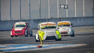 El santafesino Federico Saba protagonista en los Fiat 600 TS y que estará presente en la octava fecha del Car Show Santafesino.