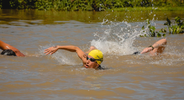 El circuito costero de aguas abiertas comenzó en Arroyo Leyes