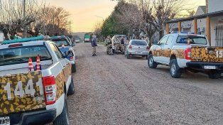 La policía montó un operativo especial en Los Charrúas para esclarecer la causa.