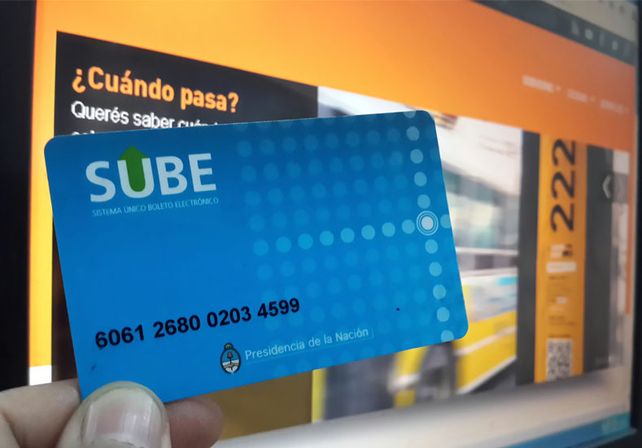 Se trata de la cuarta etapa de la entrega de la tarjeta./ Prensa Santa Fe Ciudad.
