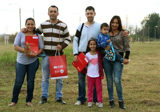 El gobierno de Santa Fe destinará 100 lotes del programa “Mi Tierra, Mi Casa” a trabajadores de la CGT