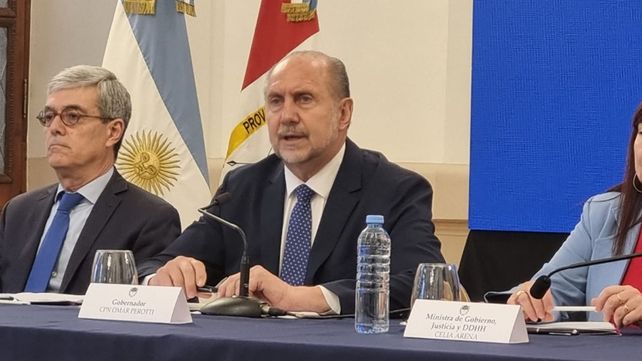 El gobernador Omar Perotti