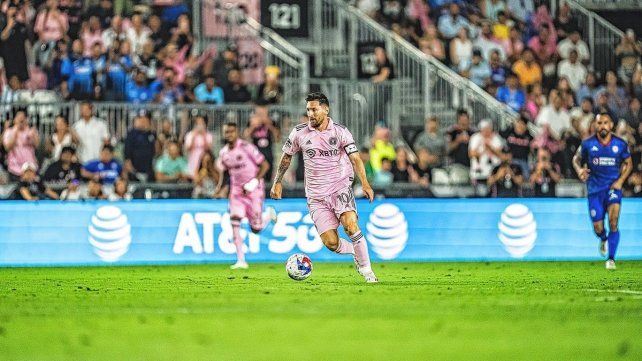 Messi será titular por primera vez con la camiseta del Inter Miami.