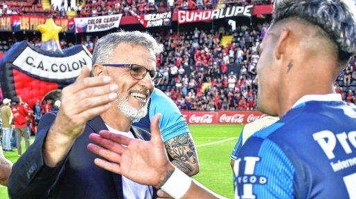 Grelak: Jugar con un equipo con la jerarquía de Colón siempre motiva