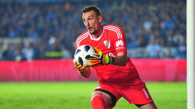 Gallardo ya tiene disponibles a Armani y Pochettino en River