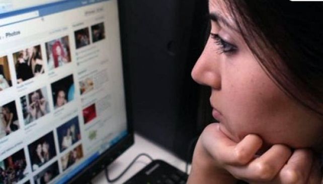 Más de 860 millones de personas usan Facebook todos los días