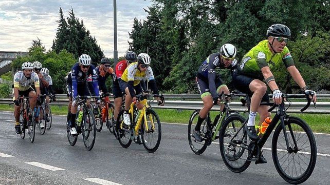 El ciclismo tuvo su actiidad este domingo en Paraná.