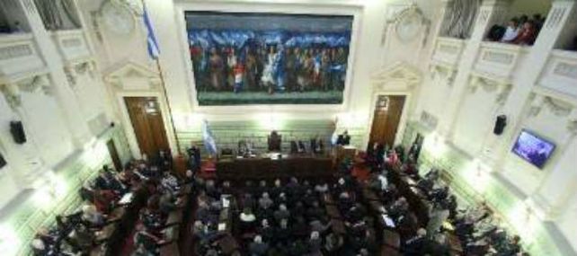 Tenemos que hallar un acuerdo en un tema como la reforma tributaria