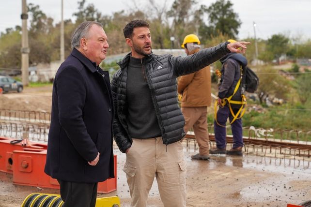 Michlig supervisó el nuevo puente Santa Fe-Santo Tomé: Es una deuda histórica de Nación que la Provincia afronta con recursos de los santafesinos