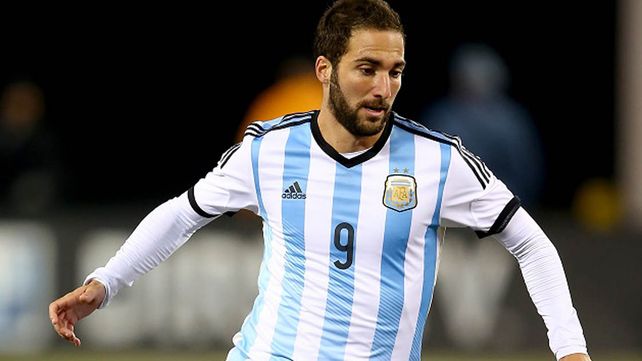 Argentina le gana 2 a 0 a Venezuela y pasa a semifinales de la Copa América