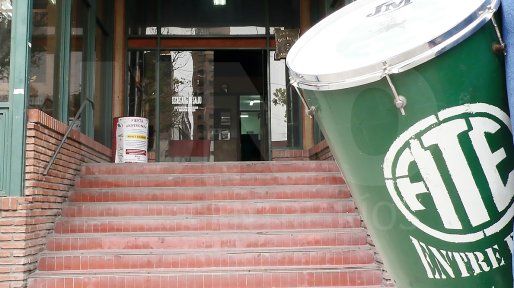 Echaron del Estado a enfermera delegada de ATE por once faltas injustificadas