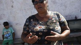 La mujer que fue asaltada por chicos de siete y ocho años se ofrece a adoptarlos
