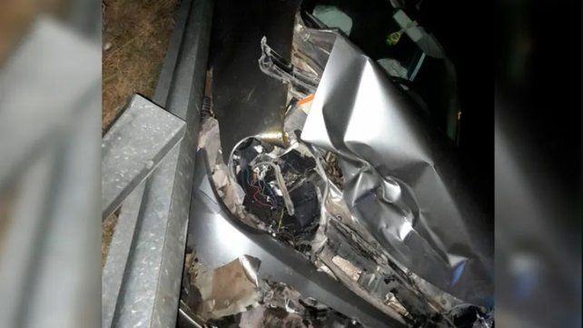 Automóvil impactó contra un ternero que se le atravesó en la ruta 20 del Departamento UruguayFM Riel.