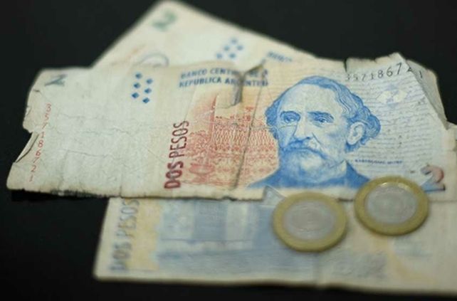 validez. Los papeles van a ser reemplazados por monedas.