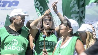 Los docentes anunciarían mañana un paro y marcha el 6 de marzo en demanda de paritarias nacionales