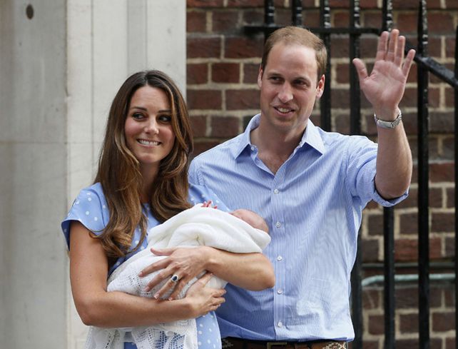 Felices. Guillermo y Kate revitalizaron la relación de la monarquía con la sociedad británica.