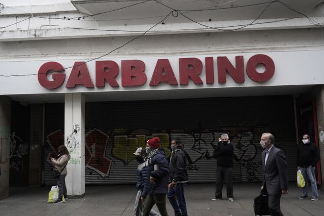 El local de Peatonal Córdoba y el resto de las sucursales hoy no abrió sus puertas.