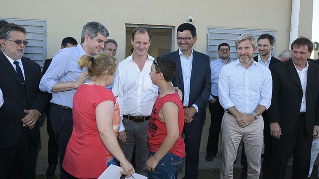 Gustavo Bordet adelantó que las paritarias docentes serán en febrero