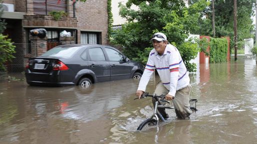 Pedimos recursos a la Nación para prevenir inundaciones pero no esperamos sentados