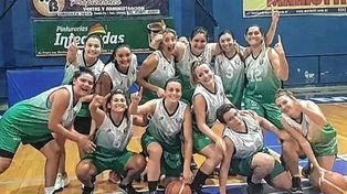 Alumni de Laguna Paiva sumó su primera victoria en el Torneo Oficial Femenino.