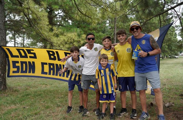 Las banderas acompañaron al hincha de Central a Santa Fe. Mucho color por parte del pueblo canalla.