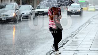 Humedad, frío y lluvia, el combo para el domingo en la ciudad