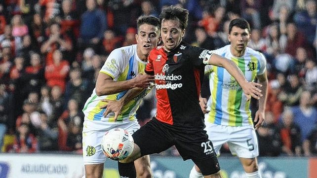 Colón apenas ganó dos de los últimos 10 partidos que jugó en el Brigadier López por competencias locales.