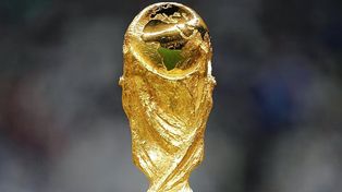 Detalles de la Copa del Mundo original y cómo es la exclusiva réplica que les entrega a los campeones