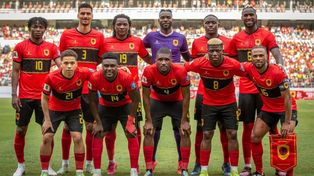 El agente de seguridad de Angola reveló su fanatismo por Central.