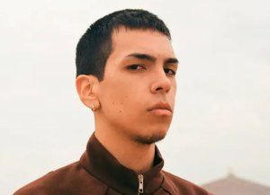 Milo J llega a los Latin Grammy con siete nominaciones por su álbum La vida era más corta