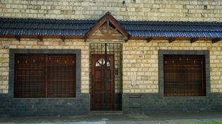 La casa en la que vivió Expedito Campos. Al hombre lo hallaron maniatado de pies y manos en el baño. Tenia una prenda alrededor del cuello.