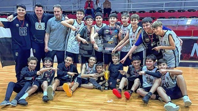 Estudiantes se coronó bicampeón provincial de Infantiles