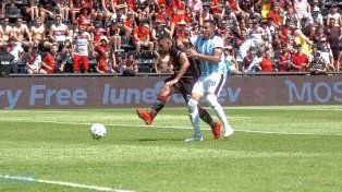 De los 14 goles que Colón convirtió, apenas tres fueron de sus delanteros, anotando dos Wanchope Ábila.