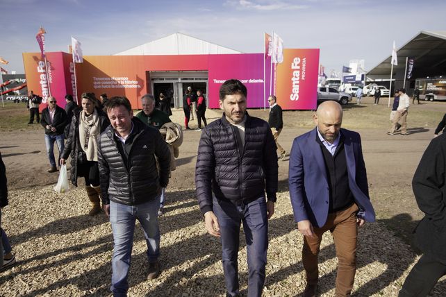Pullaro sobre la visita de Milei: Esperamos que se dé una charla, y si no seguiremos dialogando con los ministros