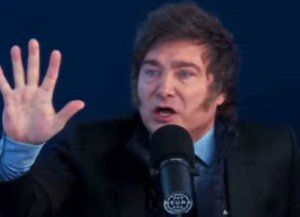 Milei negó una devaluación y dijo que hubiera puesto la banda del dólar por debajo de los $1.000