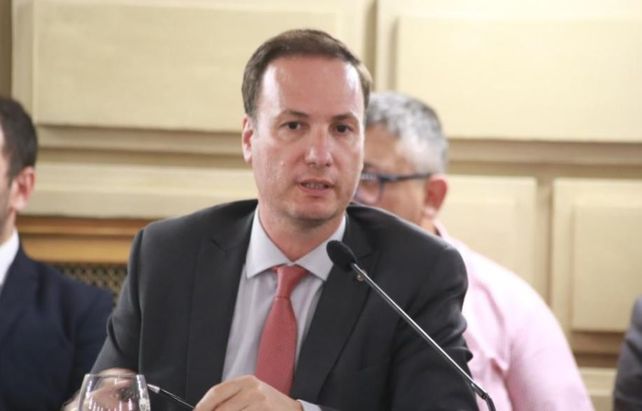 El senador Lisandro Enrico estuvo a cargo de elaborar la acusación contra el fiscal Spelta.&nbsp; 