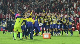 Central buscará extender su buena racha ante Huracán tras haber ganado un nuevo clásico.