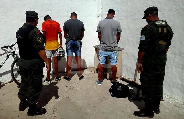 Santa Fe: cayeron 18 narcos con 300 kilos de marihuana