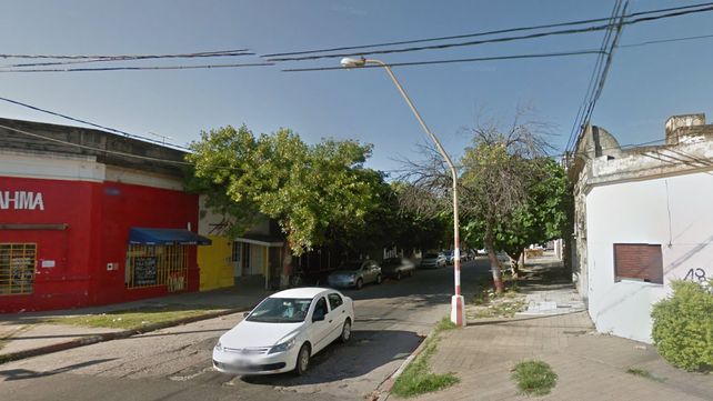 Sorpresa e indignación por el robo de un auto en la puerta de una casa de Bº Candioti Norte