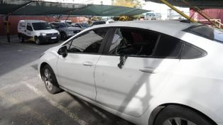Salidera bancaria en pleno microcentro: robaron una mochila con dinero de un auto en un estacionamiento