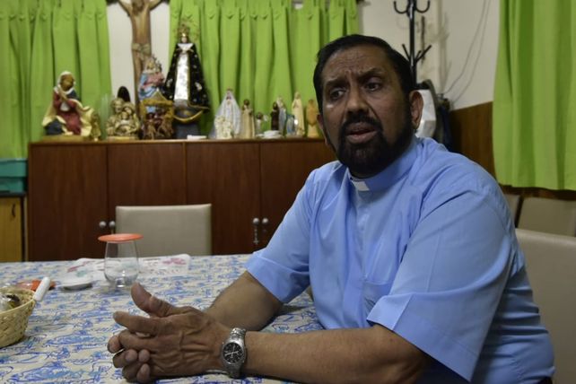 Padre Ignacio: Rezo mucho para que esto se termine