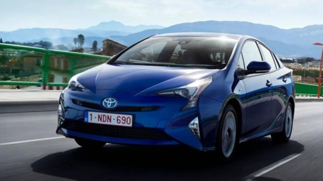 Prius. Uno de los modelos naftero y eléctrico que será revisado.