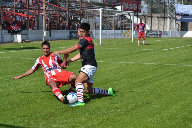 Atlético Paraná rescató un punto en Pergamino