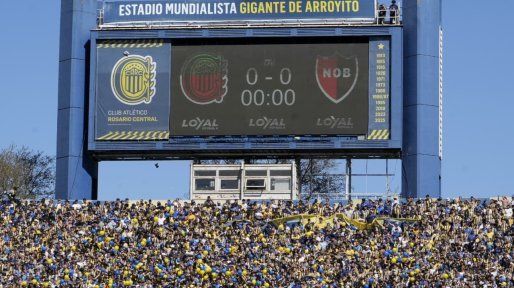En vivo: Rosario vibra con la disputa del clásico rosarino en el Gigante de Arroyito