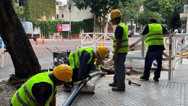 En Rosario&nbsp;comenzó con el recambio de más de 9 kilómetros de antiguas cañerías de agua potable.