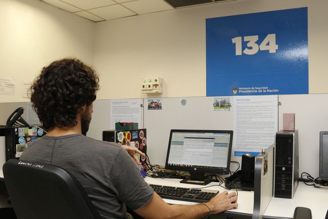 ¿Qué se puede denunciar a través de la línea 134?