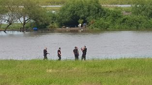 Policías apresaron al violento agresor de dos pescadores en la costa del río Salado