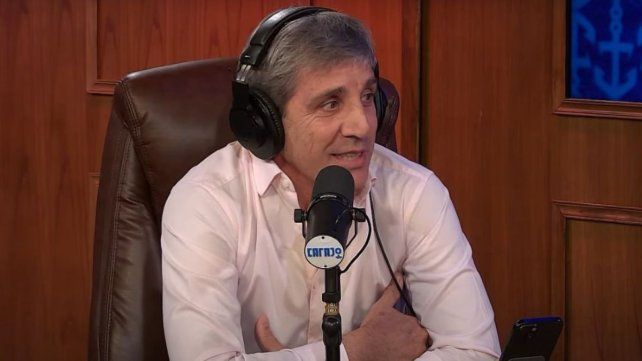 El ministro Luis Caputo estuvo en el streaming Carajo y habló de la suba del dólar&nbsp;