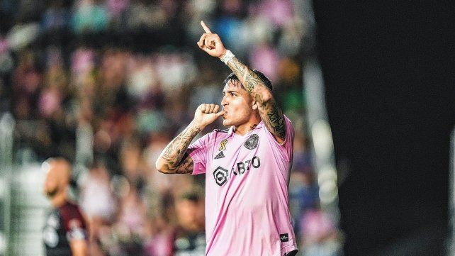 Facundo Farías se lesionó en el amistoso ante El Salvador.